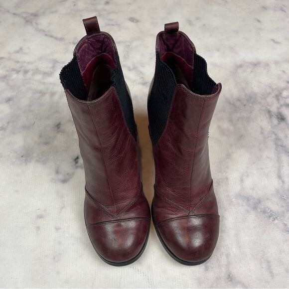 Miz Mooz Iris Burgundy Wine Leather Pull On Heeled Chelsea Boots - Picture 3 of 9